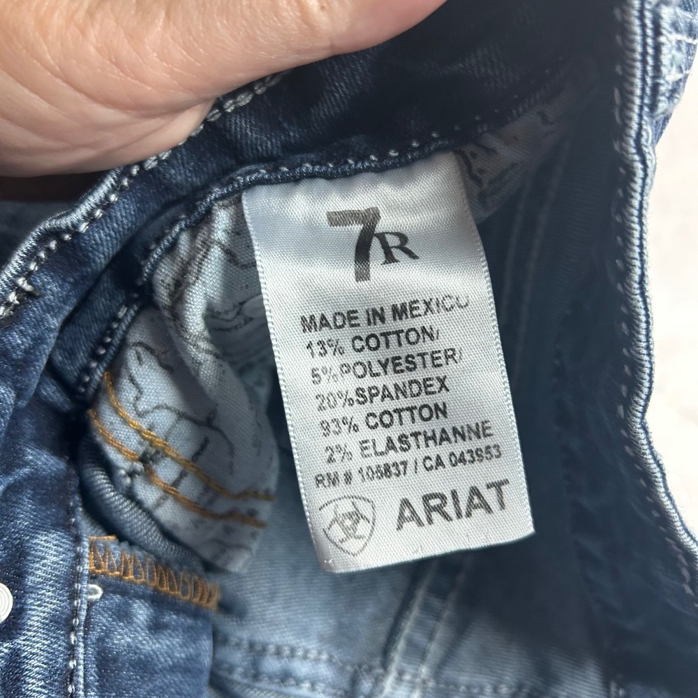Ariat 7R Women's Mid to Dark Blue Boot Cut Jeans - Picture 5 of 9